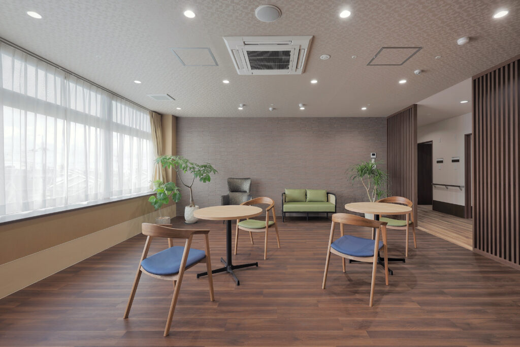 fukuda_lounge3F_room.jpg